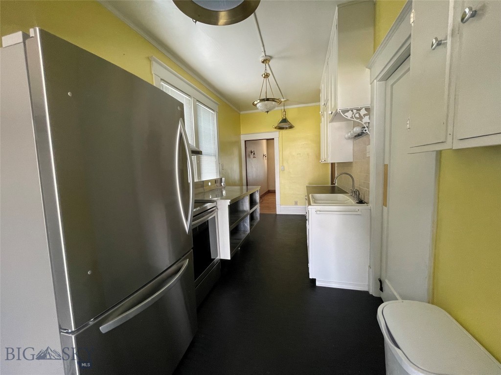 512 W Park Property Photo 14