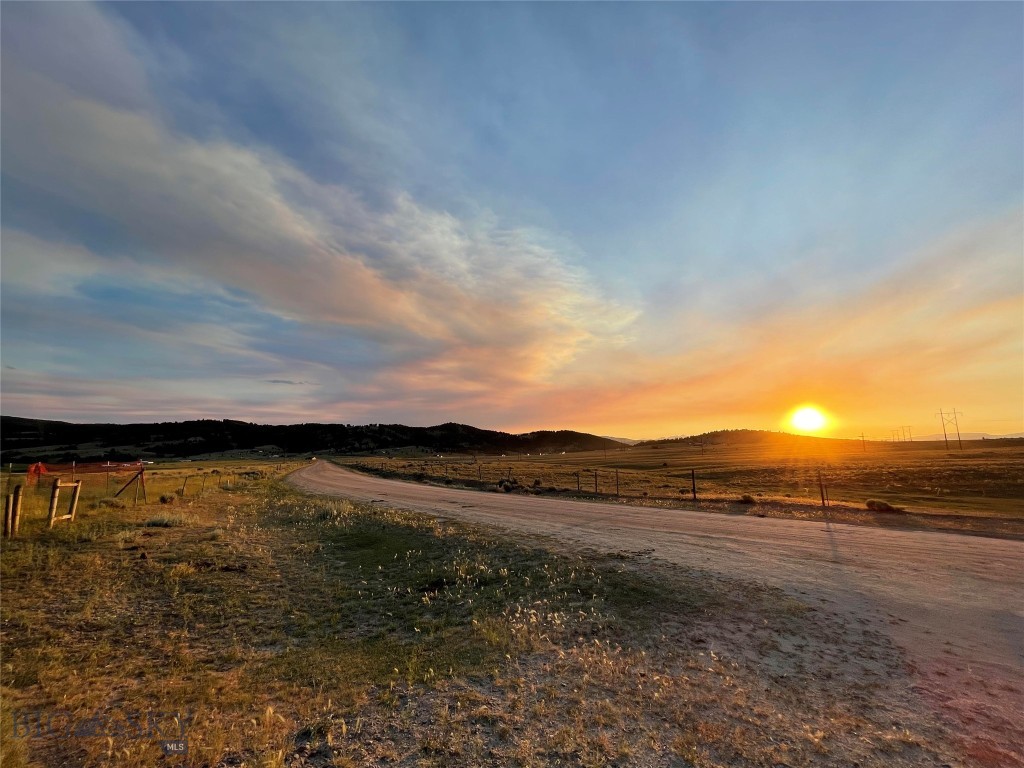 1424 Beef Trail Road Property Photo 60