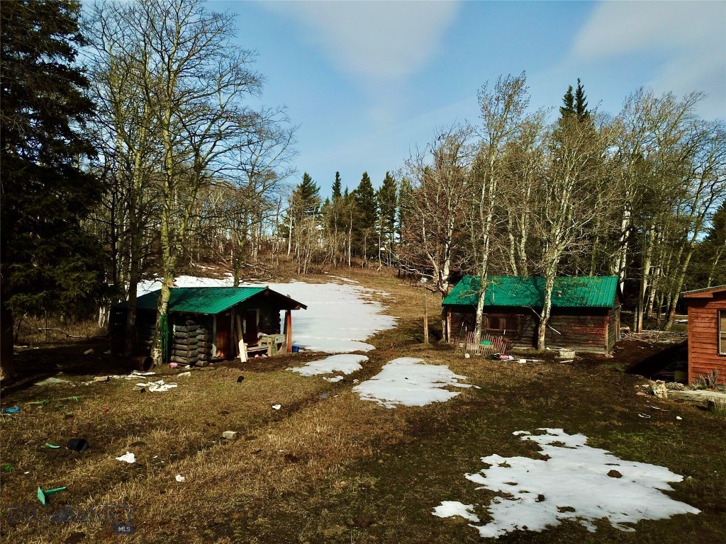 21001 Us Hwy 2 Property Photo 3