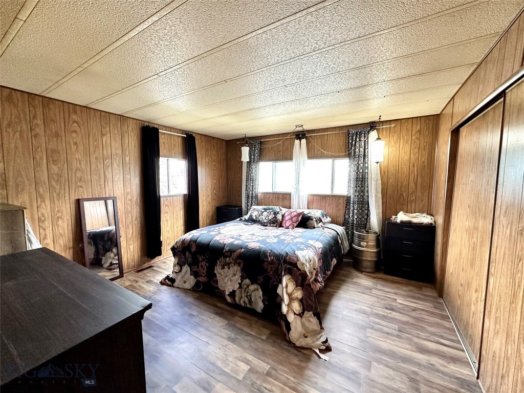1001 Oregon Street Property Photo 12