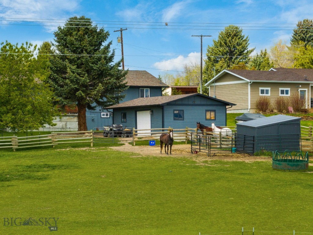 8150 Churchill Road Property Photo 14
