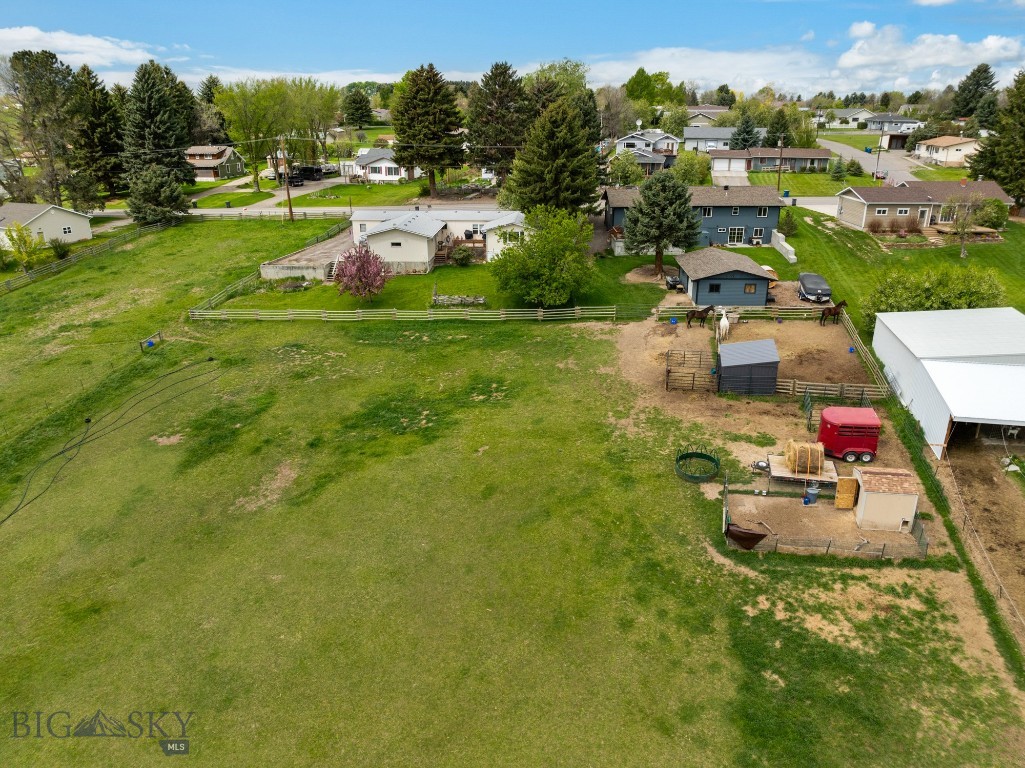 8150 Churchill Road Property Photo 22