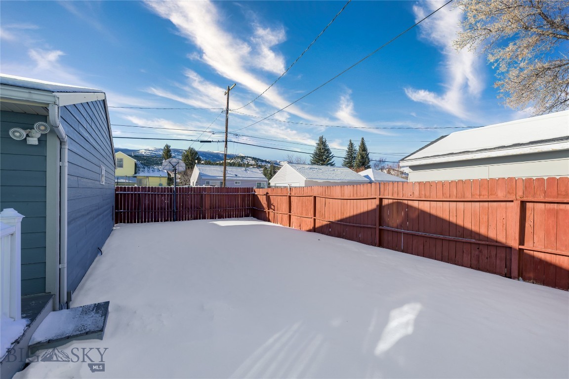1605 Ogden Street Property Photo 42