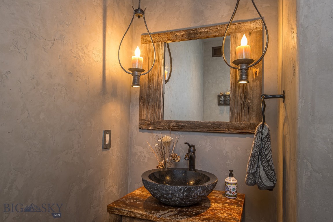 665 Wilson Butte Road Property Photo 53