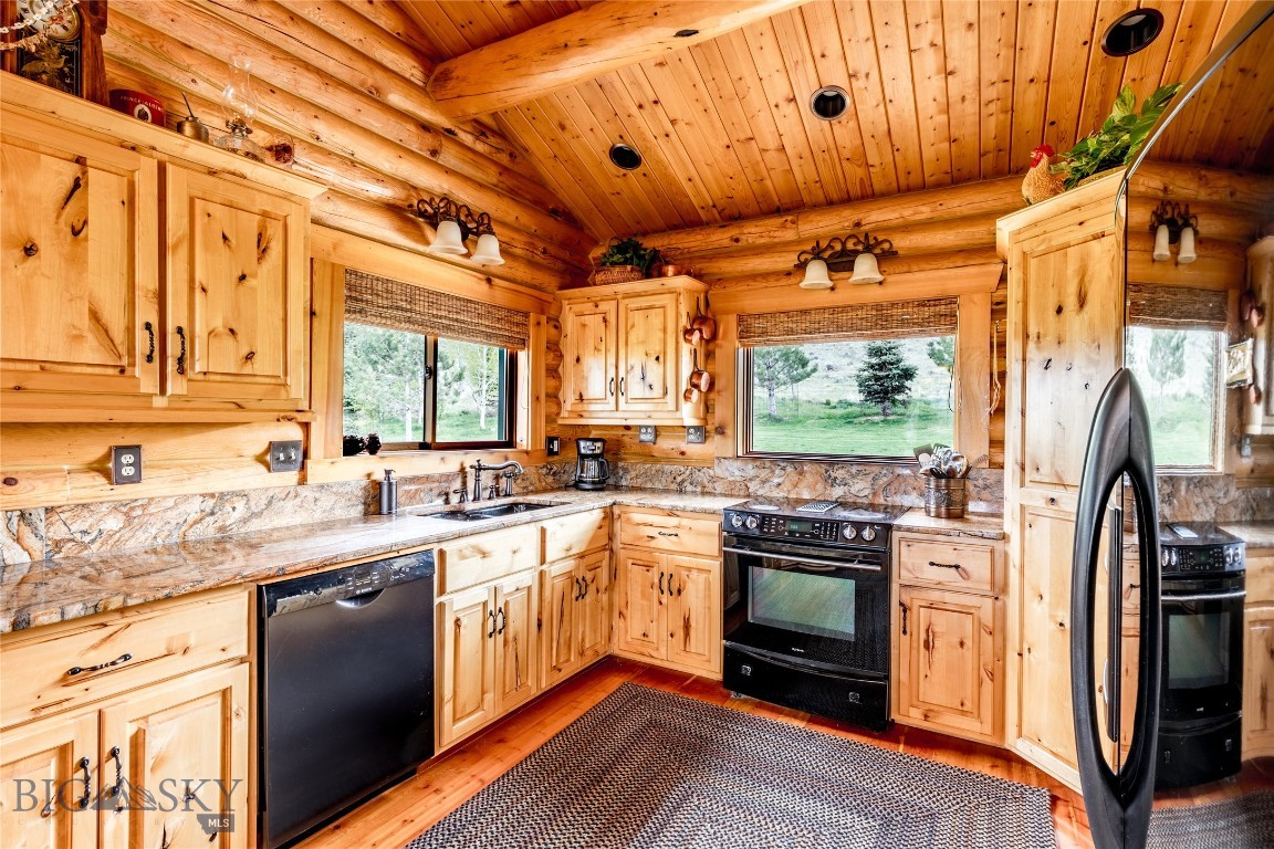 136 Jack Creek Road Property Photo 8