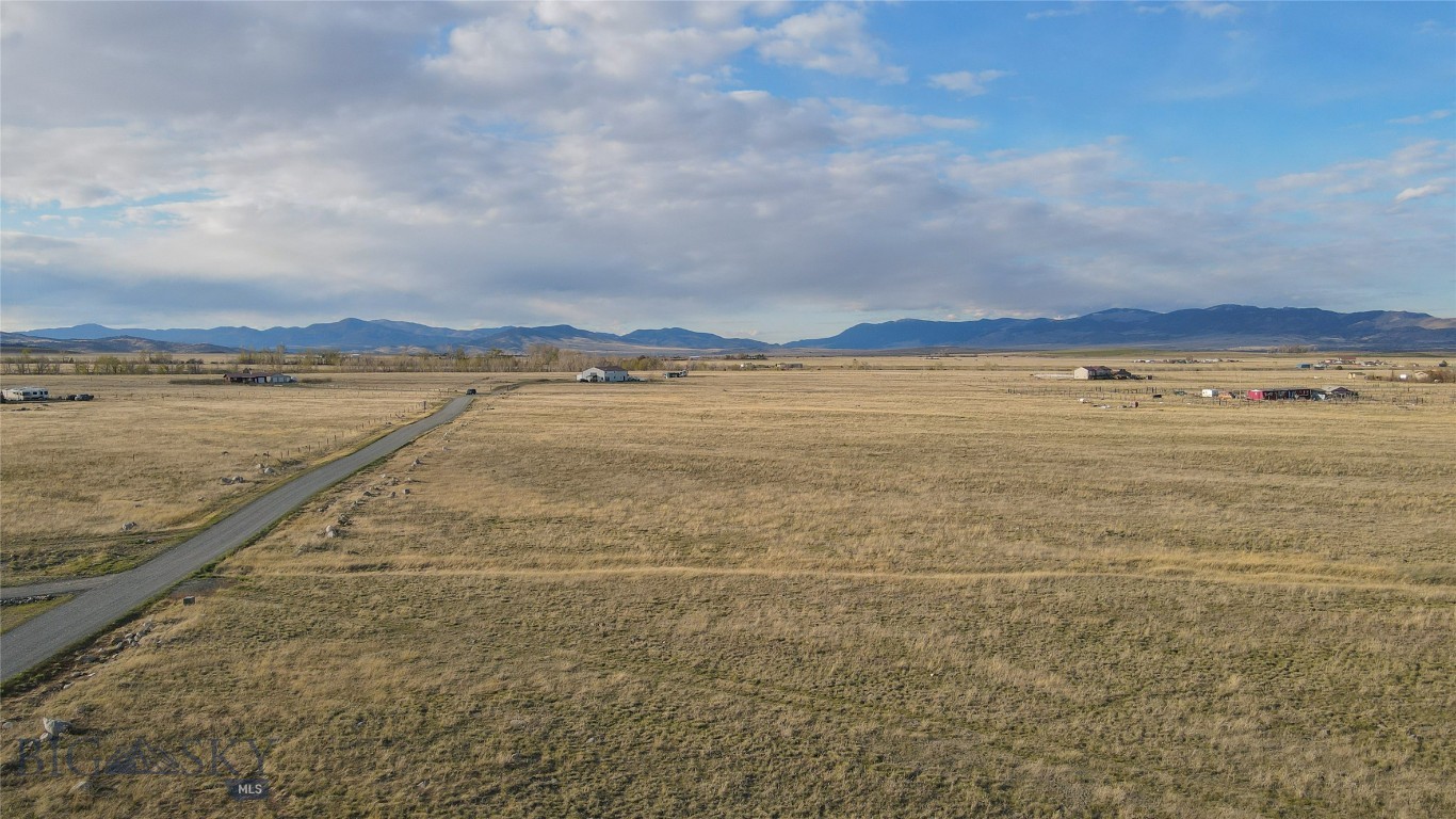 Lot 24 Jack Rabbit Lane Property Photo 1