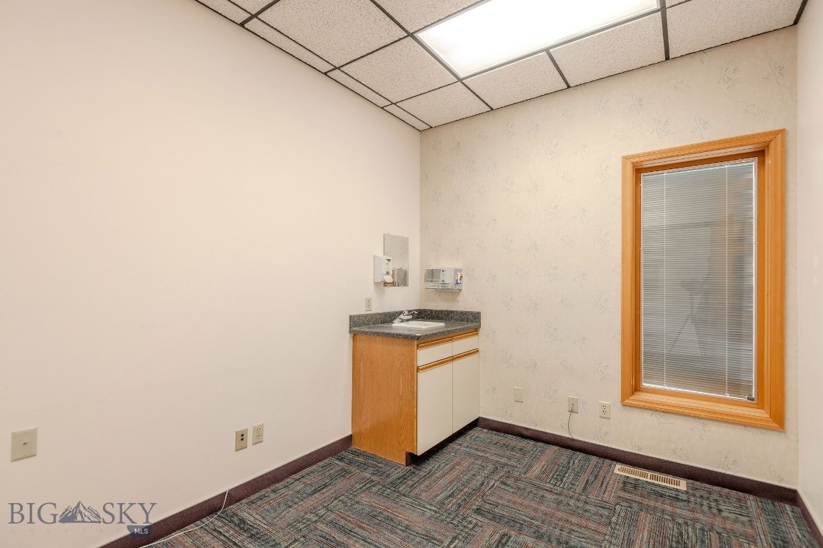 32 Medical Park Dr. Property Photo 24