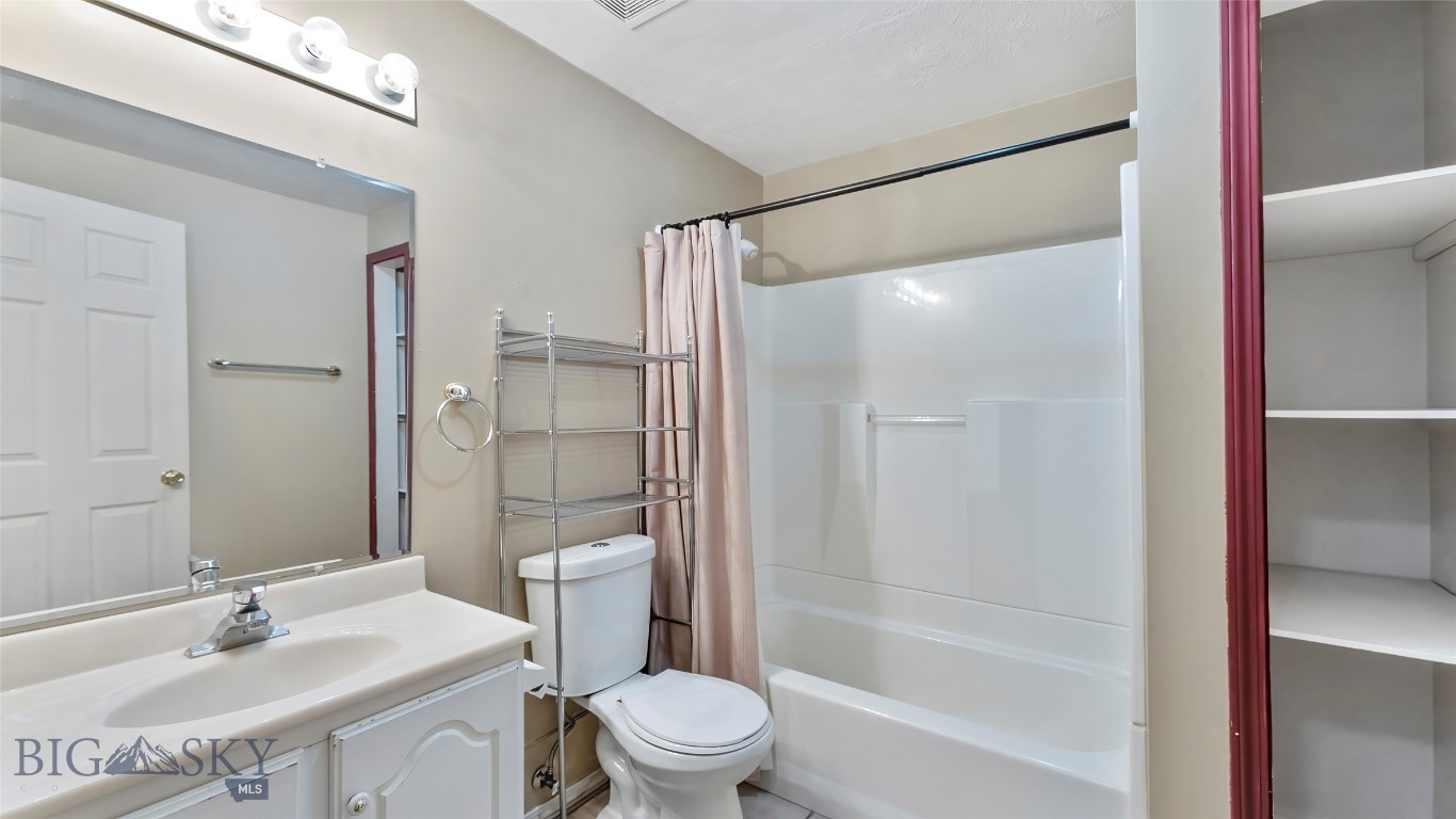 1008 E Missoula Property Photo 25