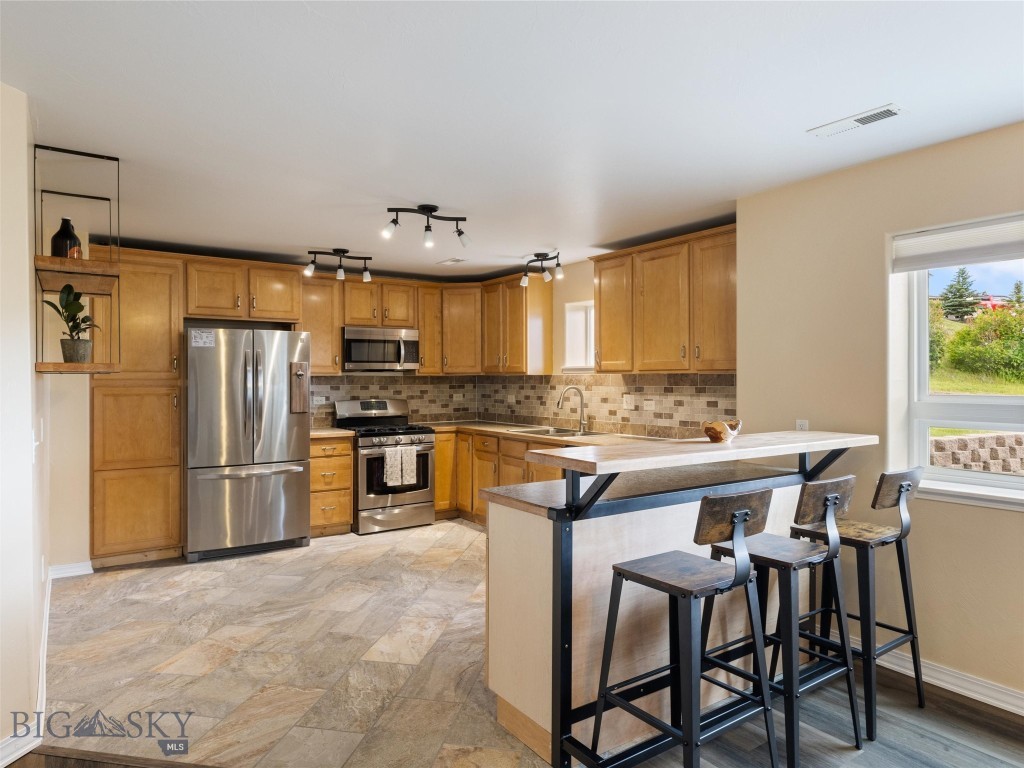 105 High Ground Avenue Property Photo 8
