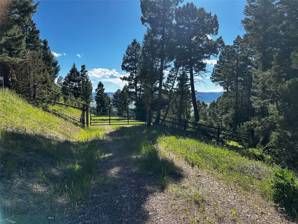 130 Granite Road Property Photo 1
