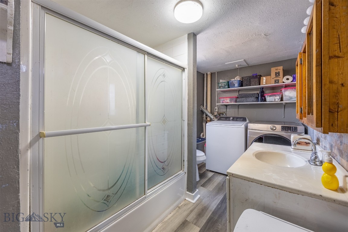 504 N Cable Road Property Photo 10