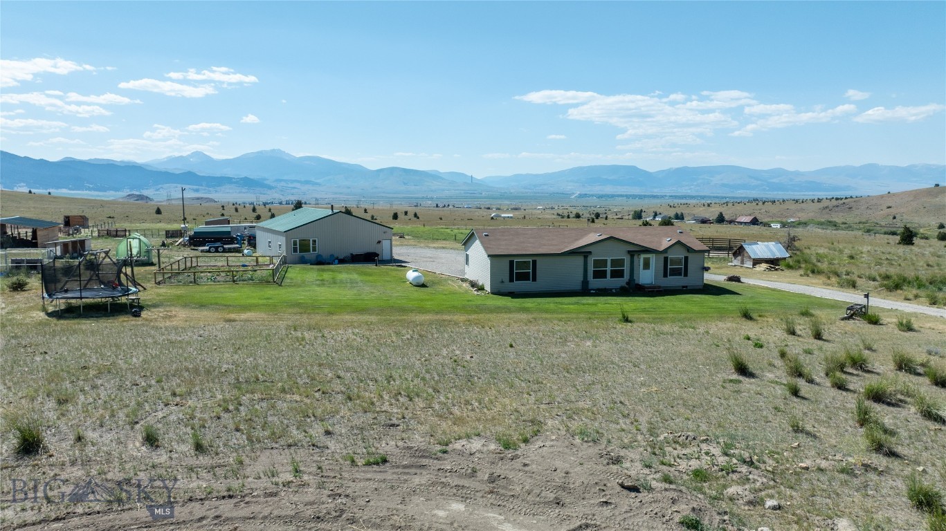 805 Flint Creek Road Property Photo
