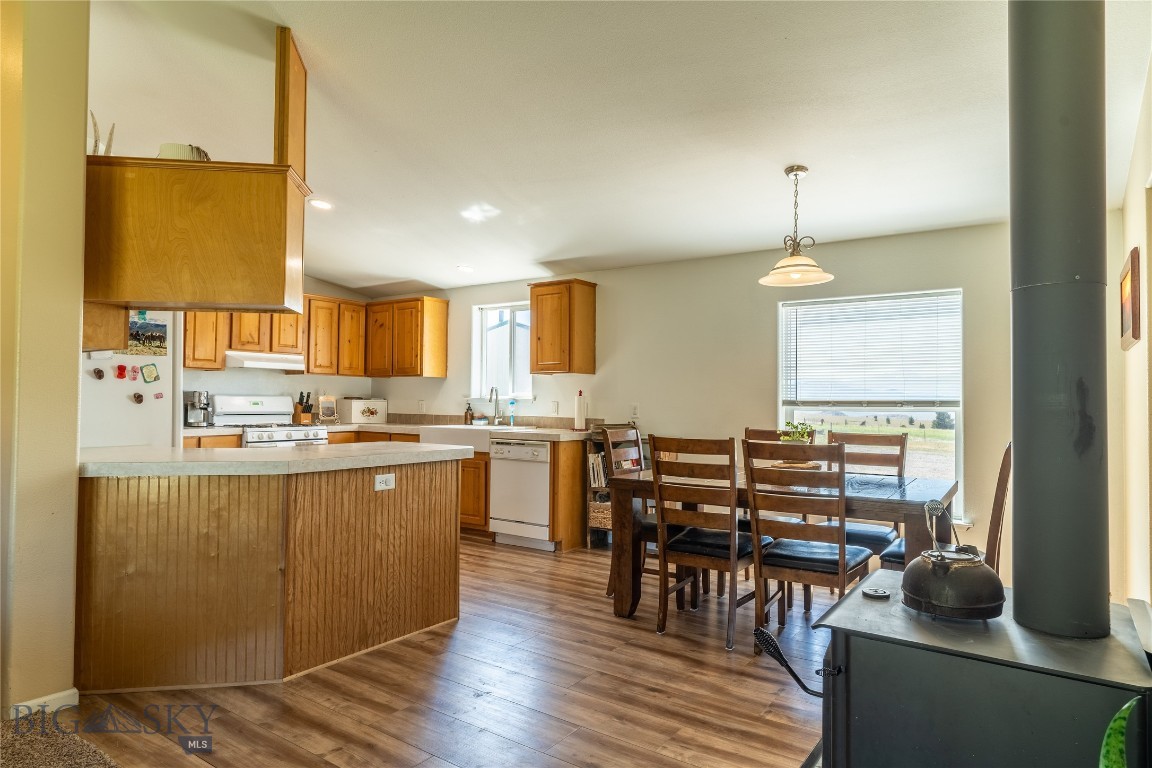 805 Flint Creek Road Property Photo 17