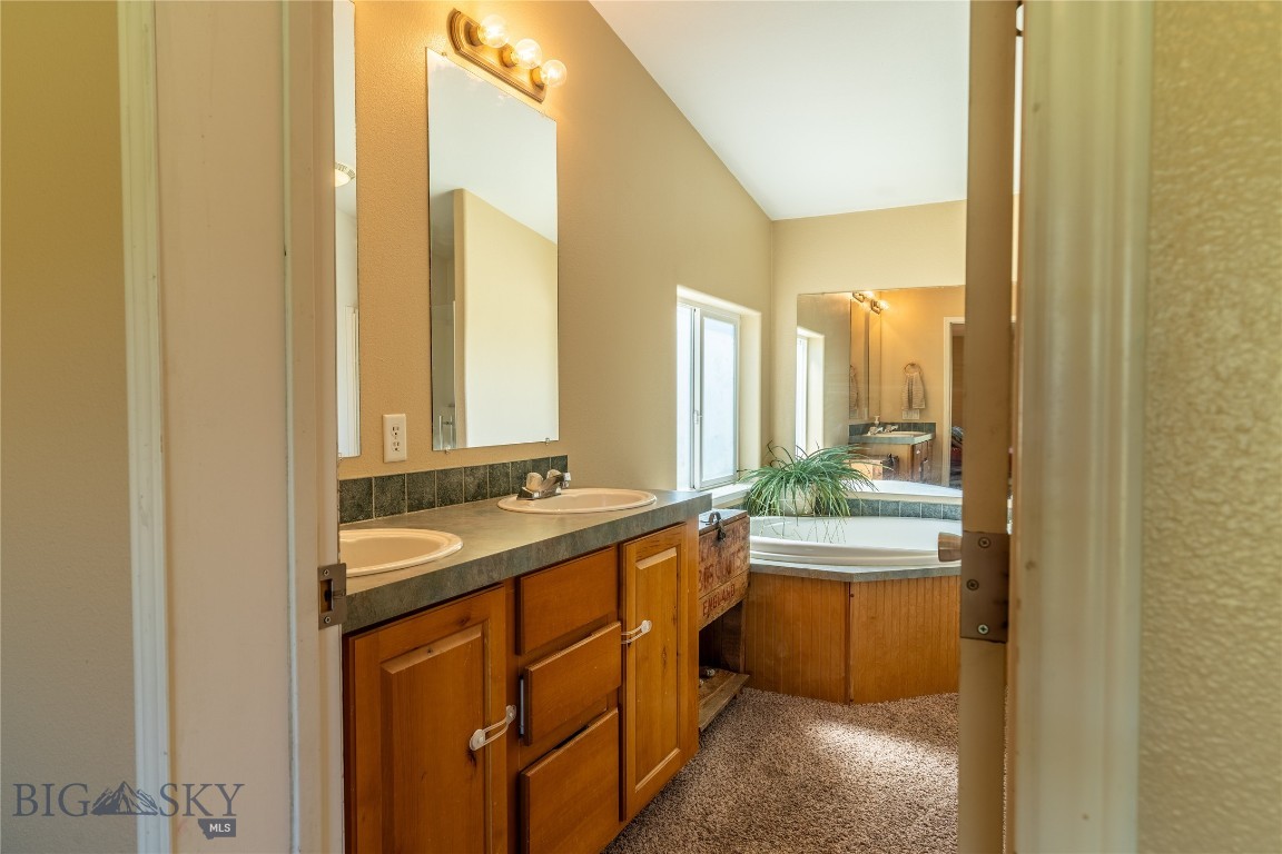 805 Flint Creek Road Property Photo 27
