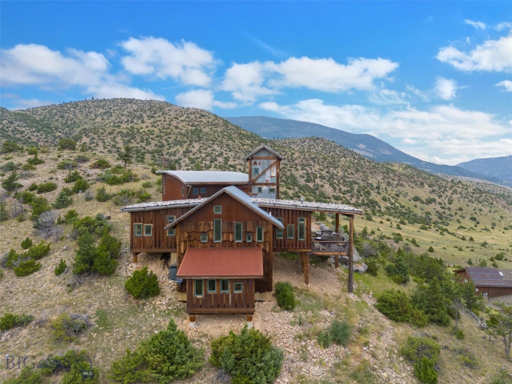 163 Spring Creek Hills Property Photo 8