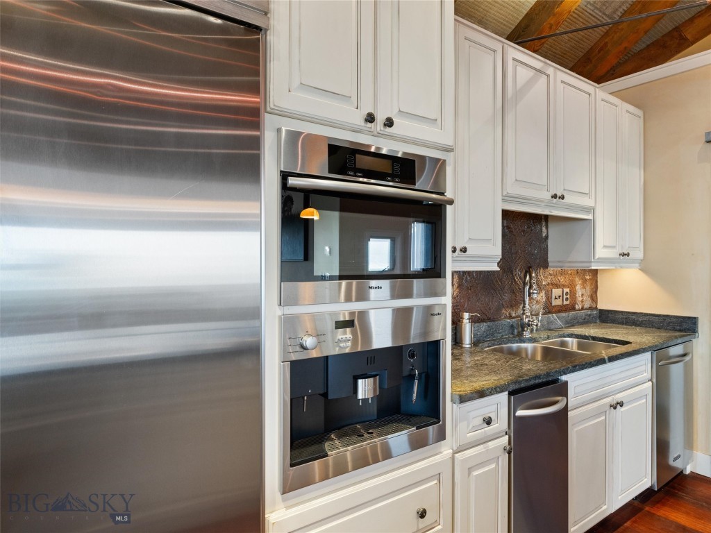 163 Spring Creek Hills Property Photo 13