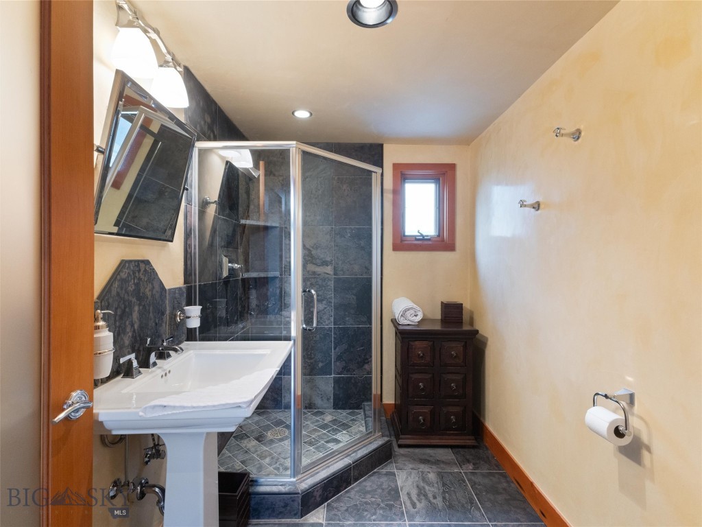 163 Spring Creek Hills Property Photo 48