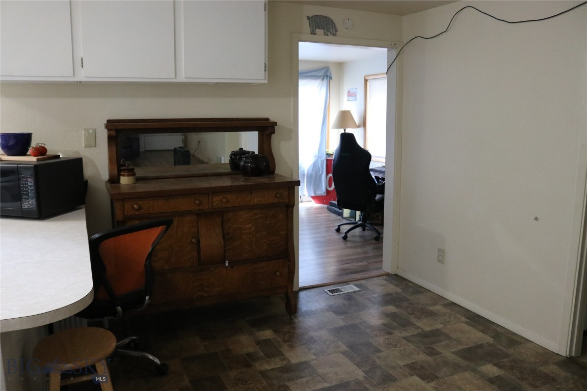 100 A Street Property Photo 3