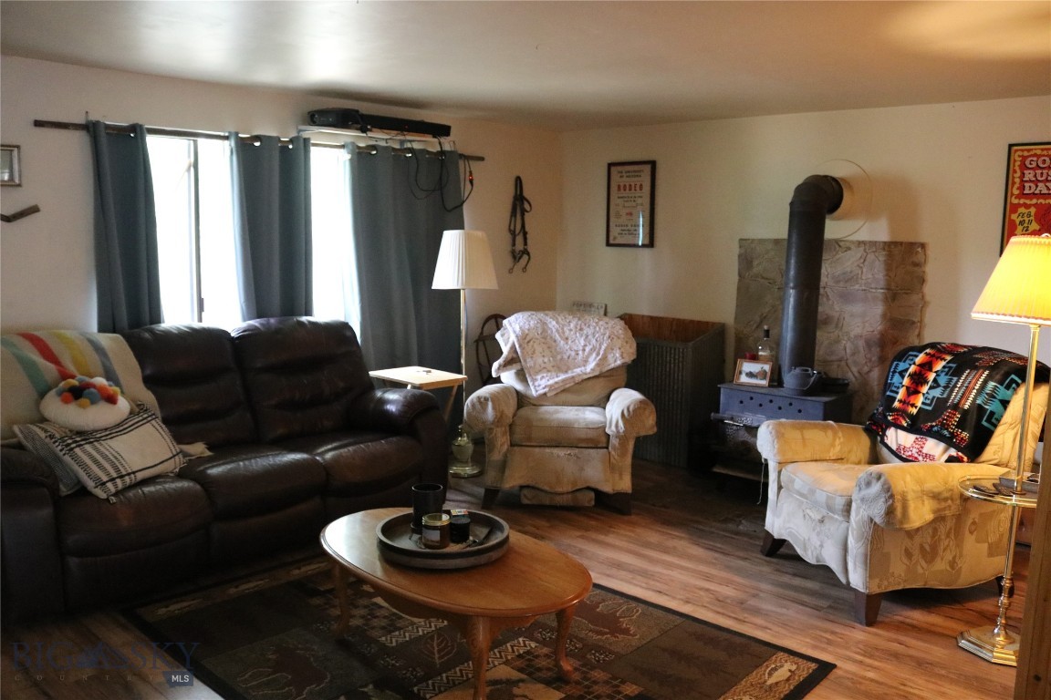 100 A Street Property Photo 4