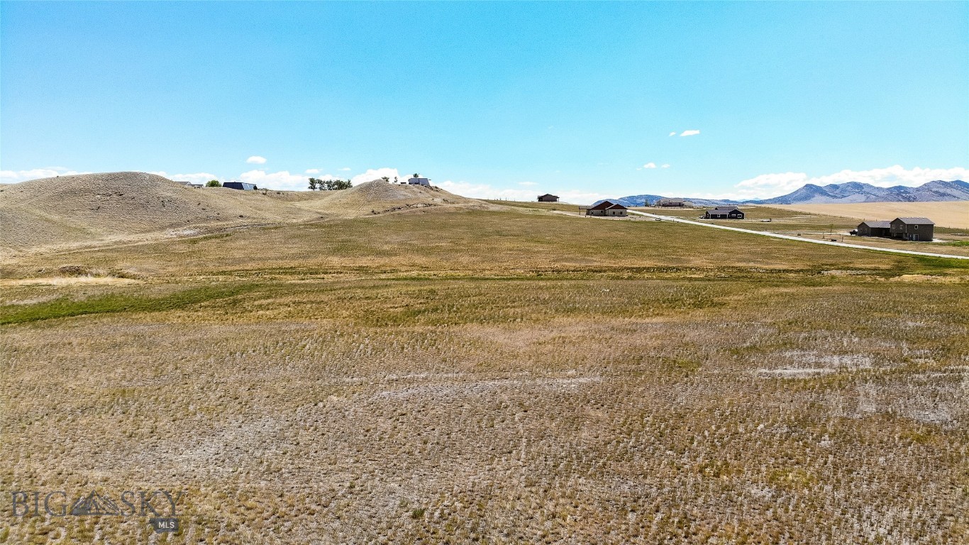 88 Wheatland Meadows Property Photo 14