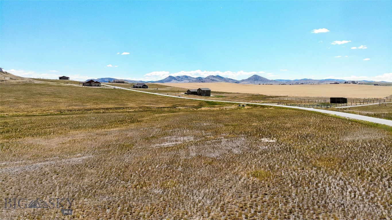 88 Wheatland Meadows Property Photo 15