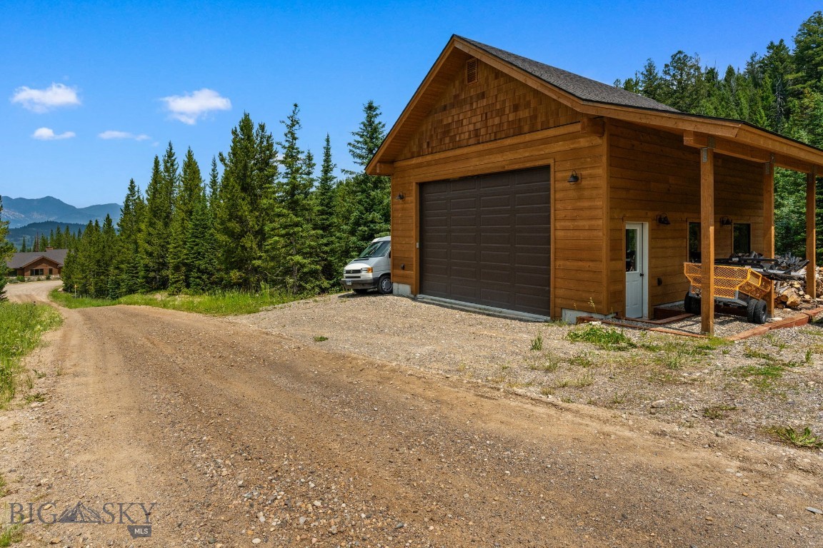 220 Watershed Road Property Photo 11
