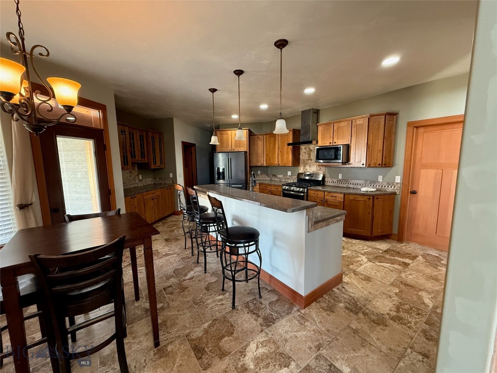 270 Southwind Property Photo 16