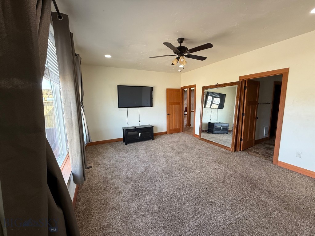 270 Southwind Property Photo 26