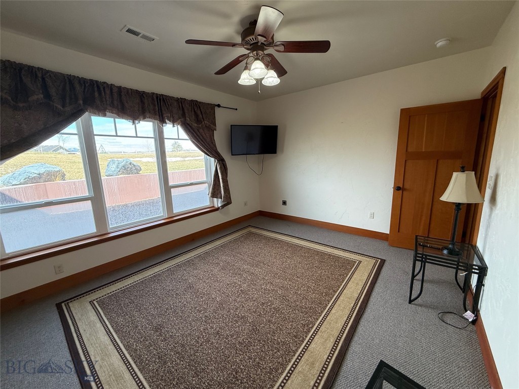 270 Southwind Property Photo 42