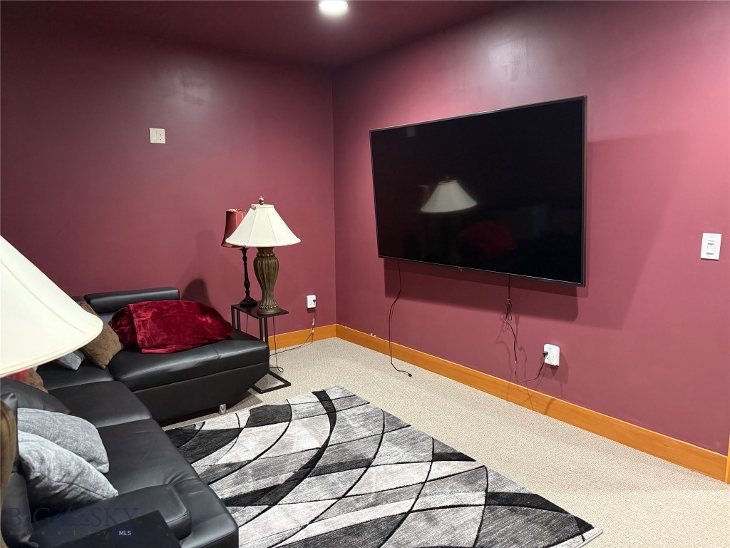 270 Southwind Property Photo 46