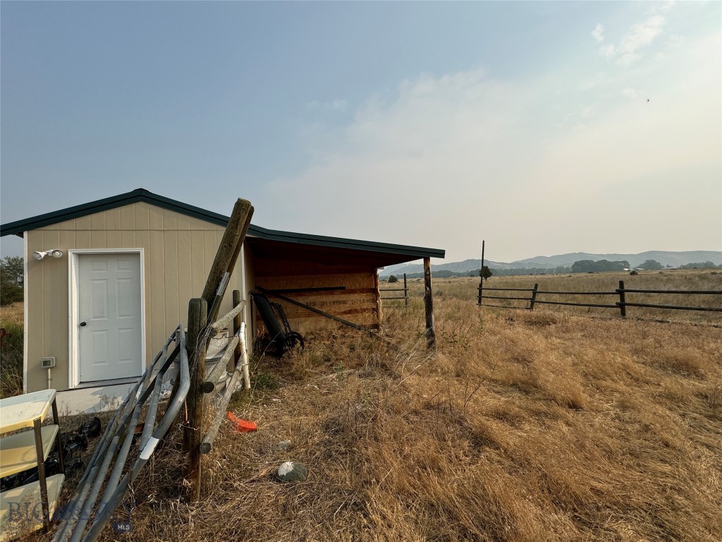1074 Crow Creek Property Photo 40