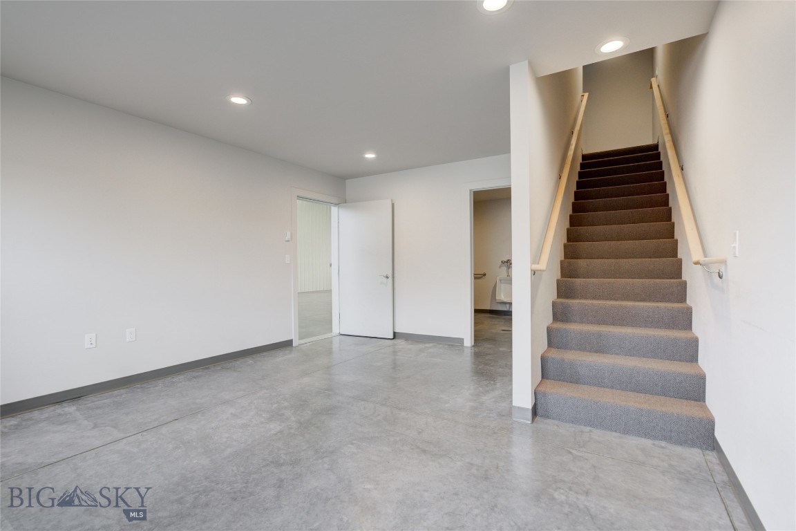 204 Durston D Property Photo 9