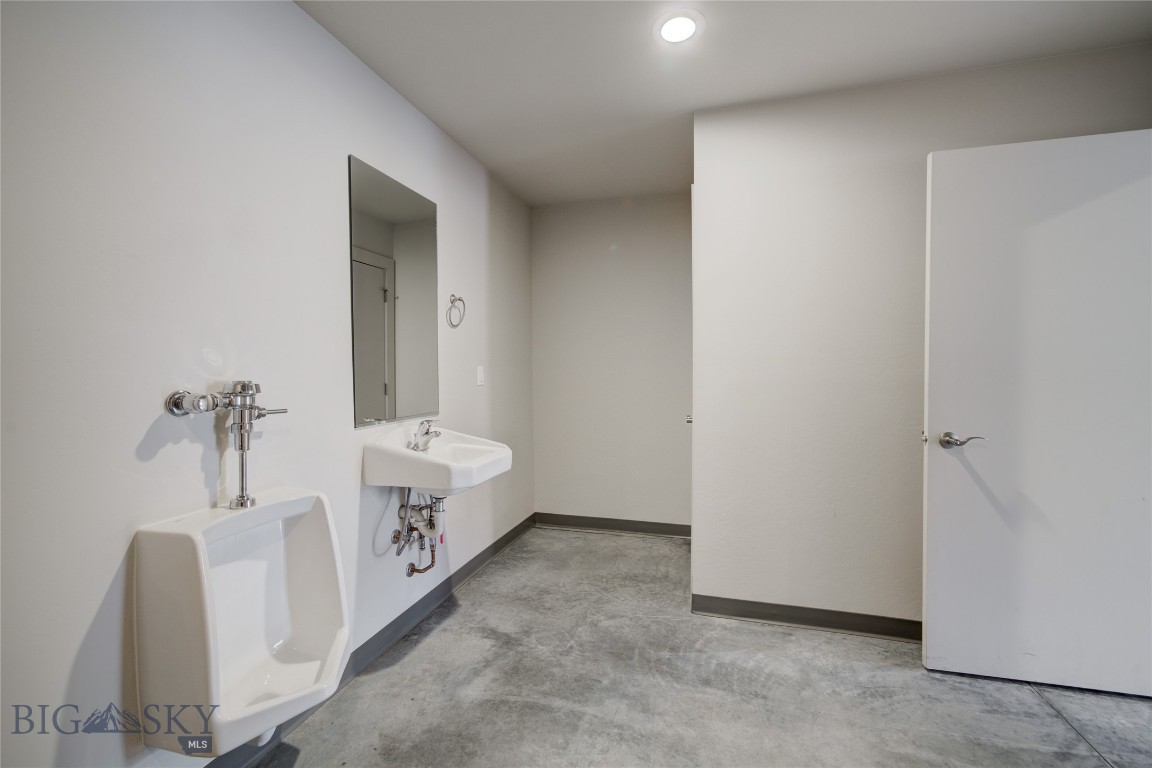 204 Durston D Property Photo 11