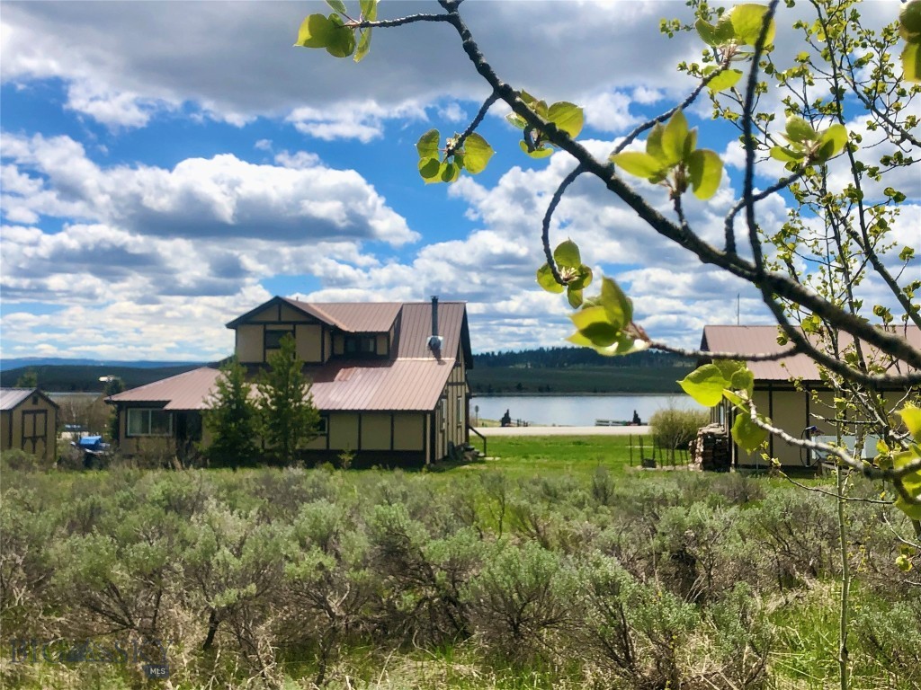 22 Hebgen Mountain Property Photo 2