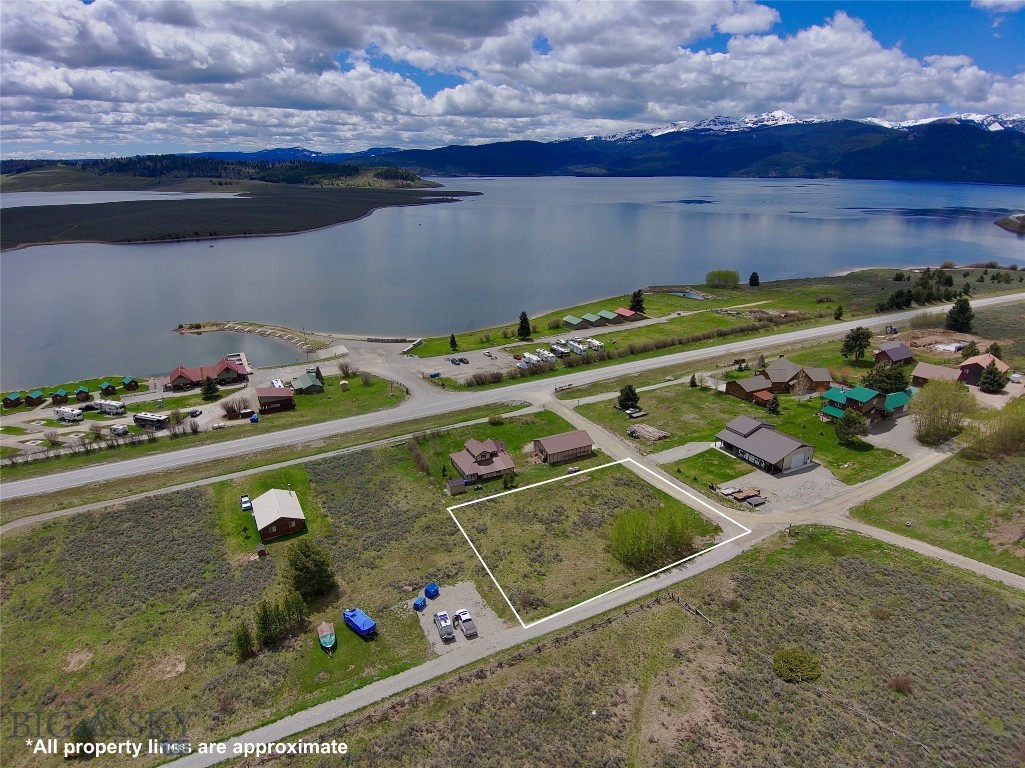 22 Hebgen Mountain Property Photo 6