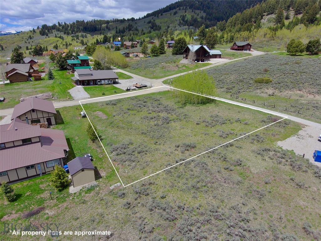 22 Hebgen Mountain Property Photo 13