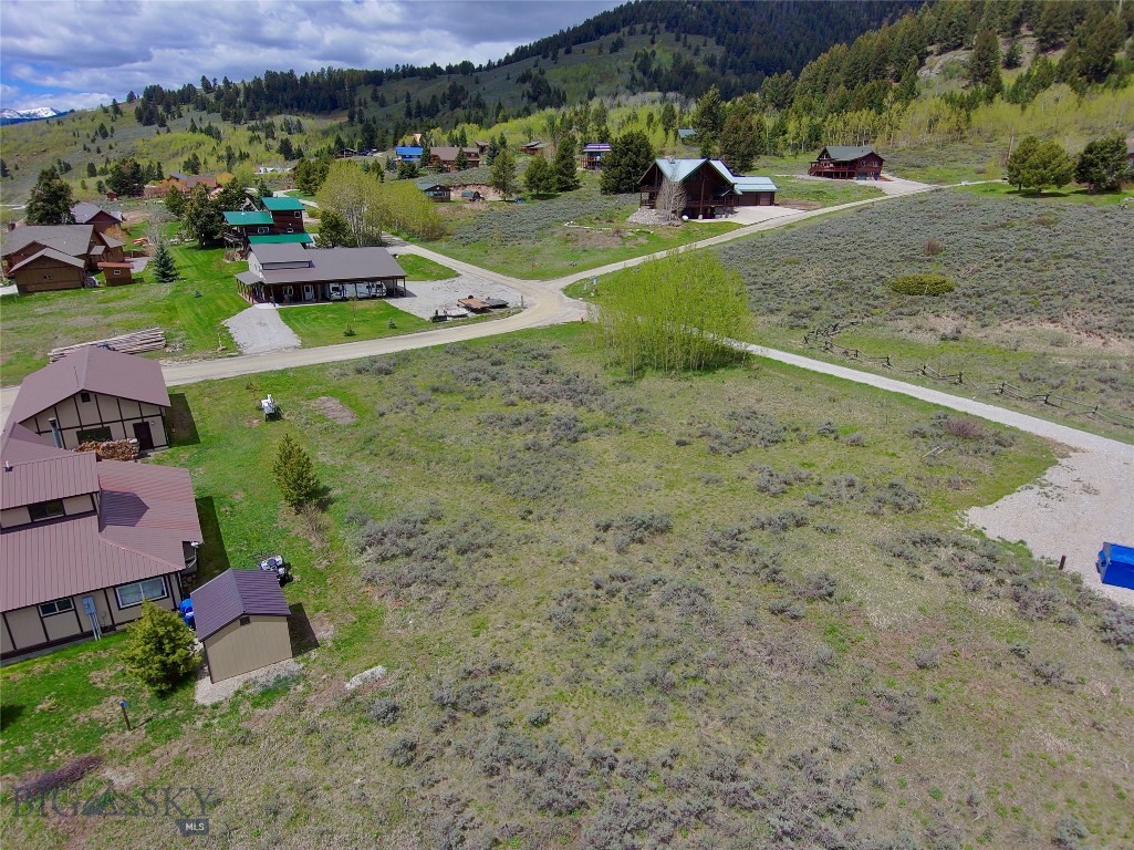 22 Hebgen Mountain Property Photo 14