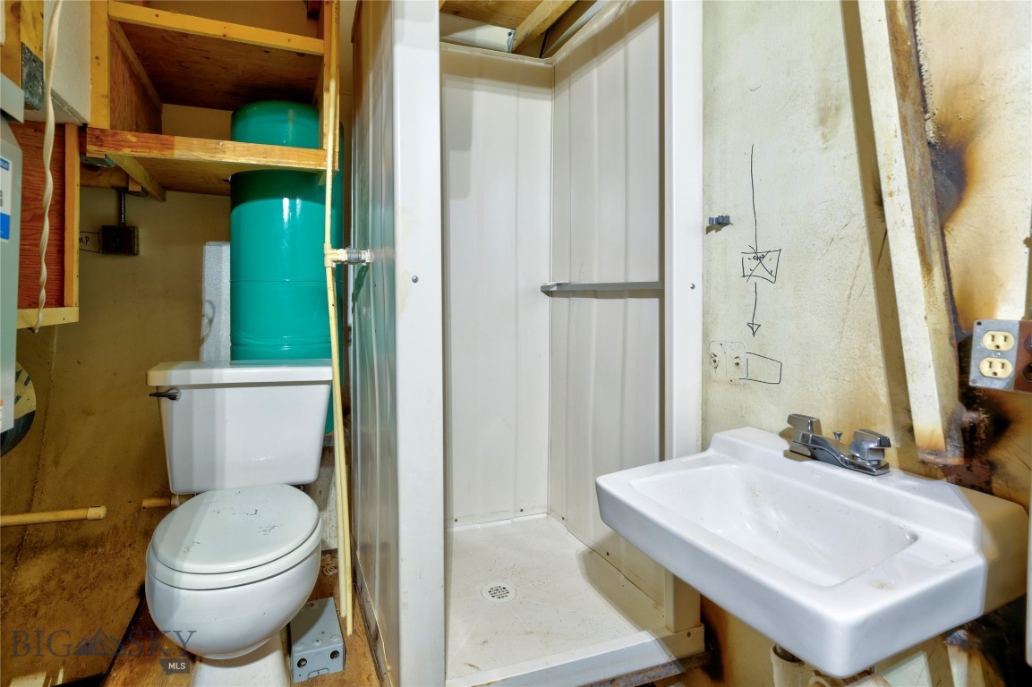 7 Aquila Lane Property Photo 28