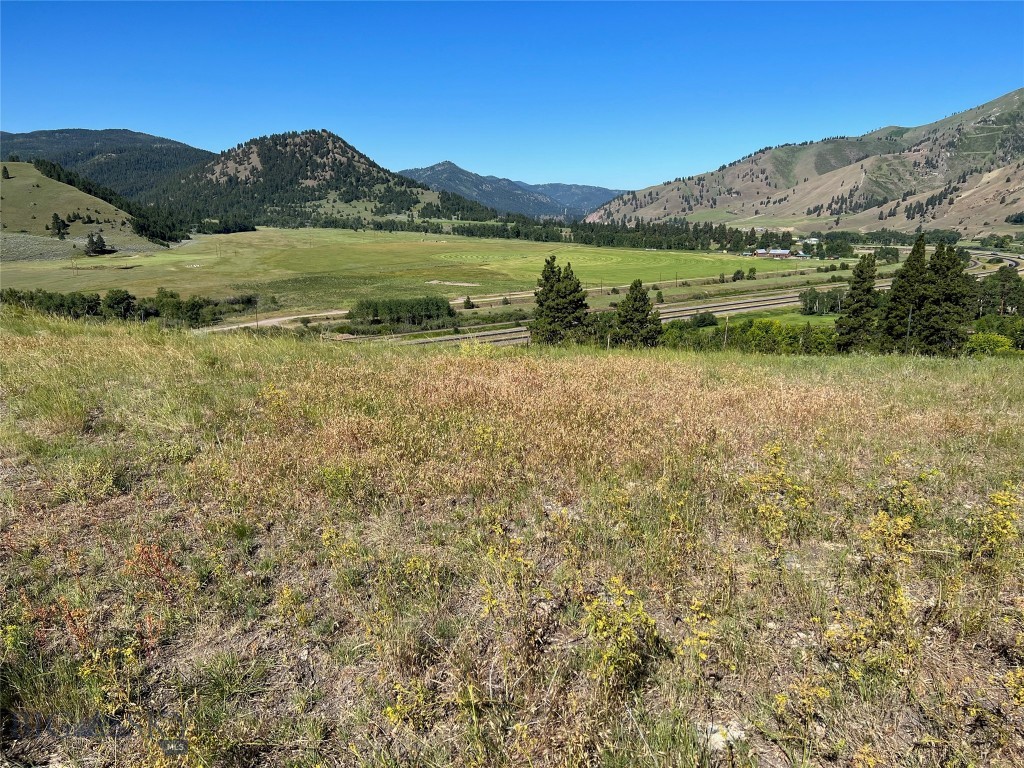 394838 Property Photo 1