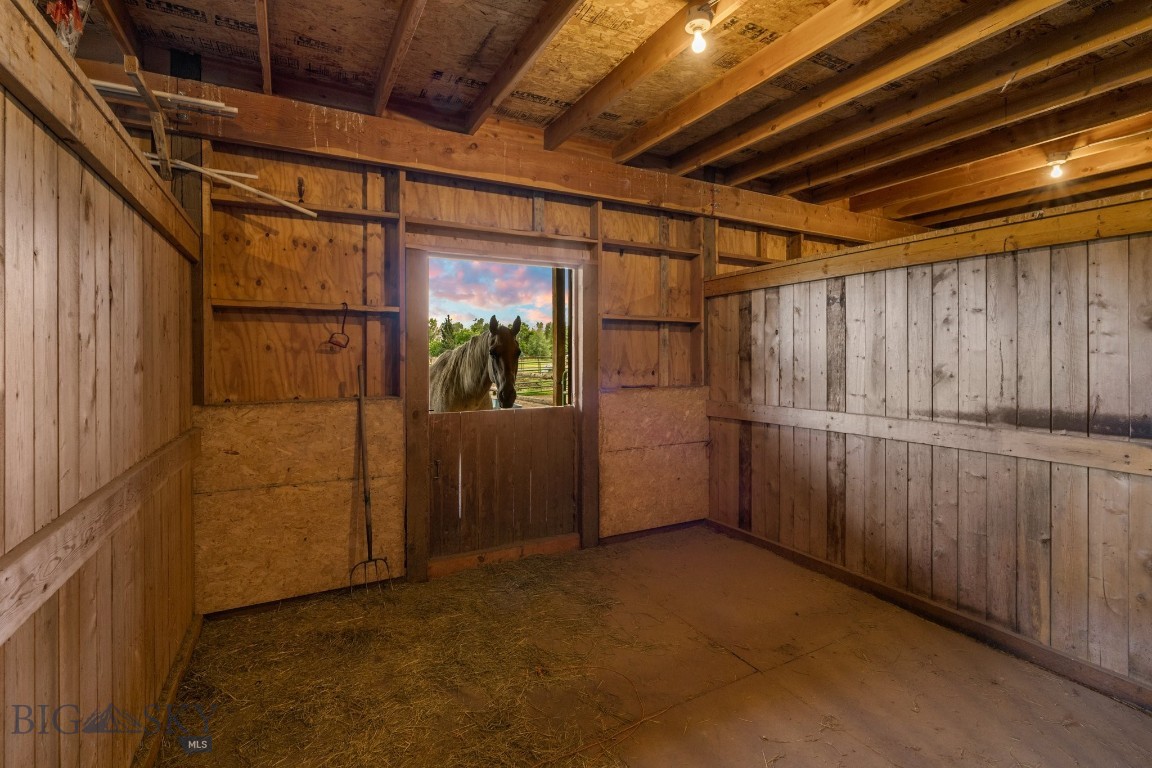 1700 Nelson Road Property Photo 14