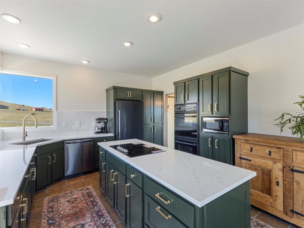 45 Wineglass Loop N Property Photo 6