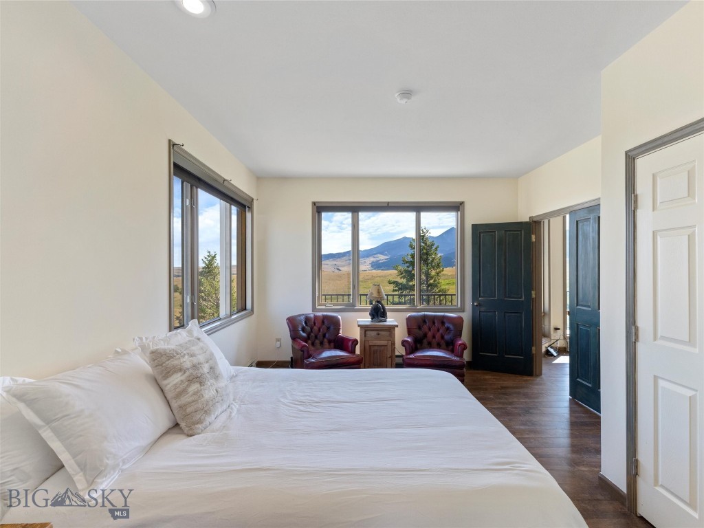 45 Wineglass Loop N Property Photo 19
