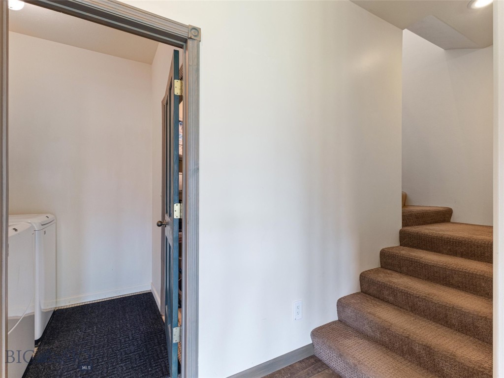 45 Wineglass Loop N Property Photo 25