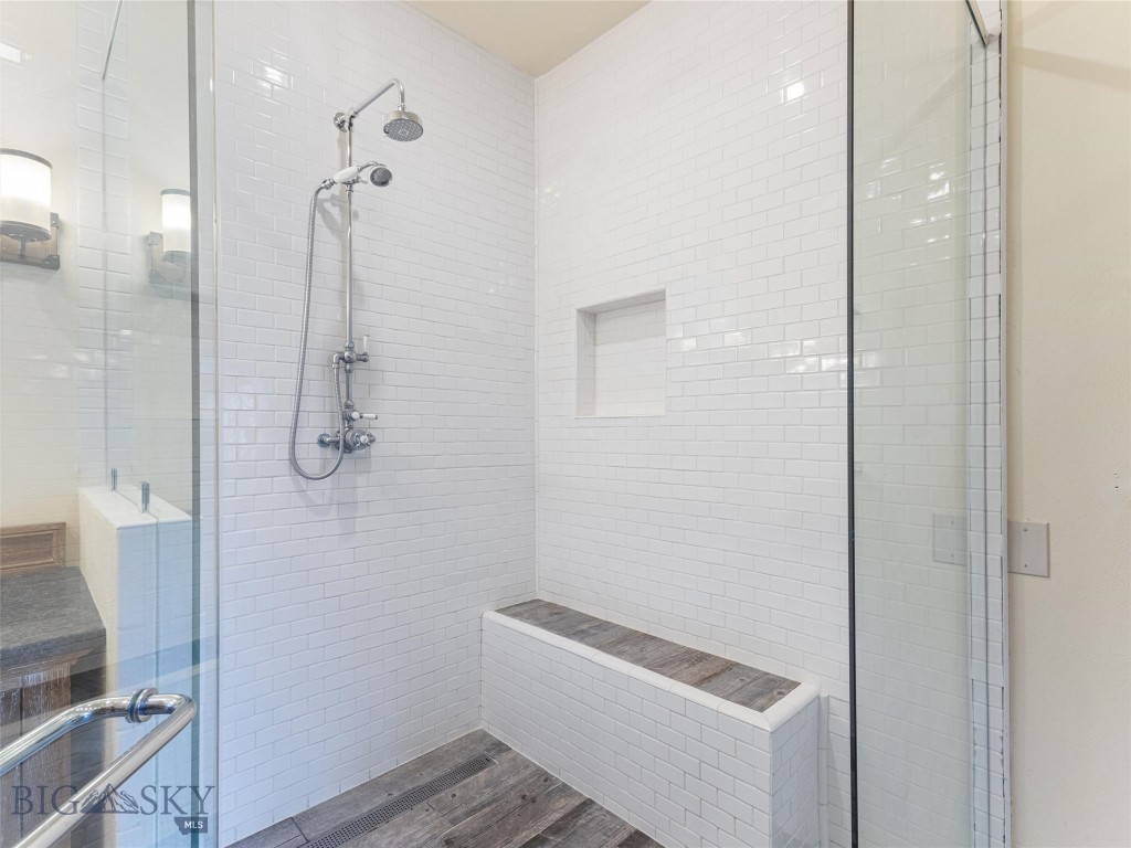 45 Wineglass Loop N Property Photo 32