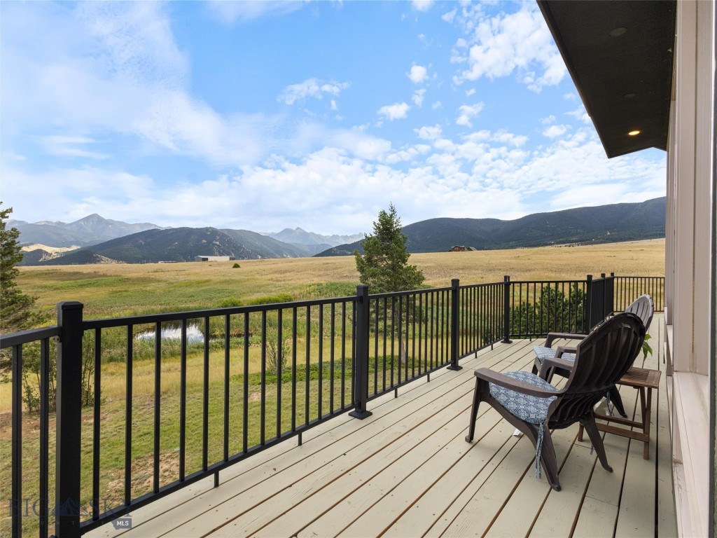 45 Wineglass Loop N Property Photo 47