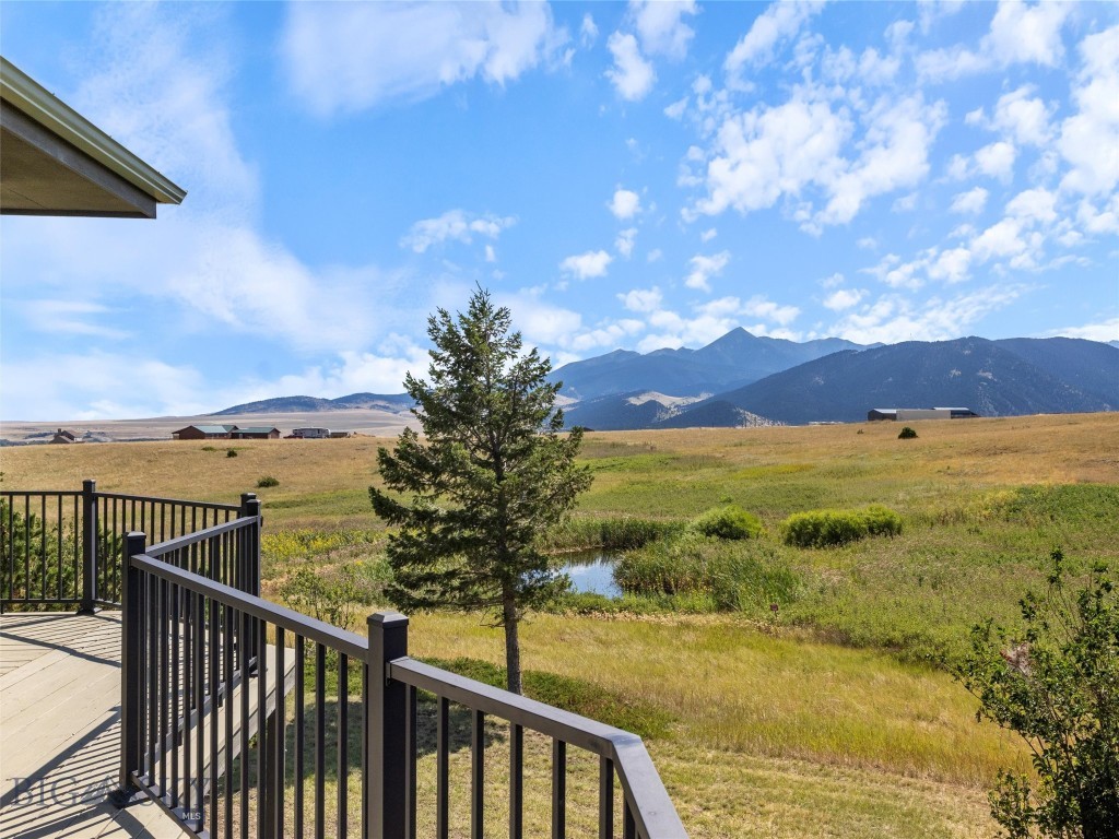 45 Wineglass Loop N Property Photo 48