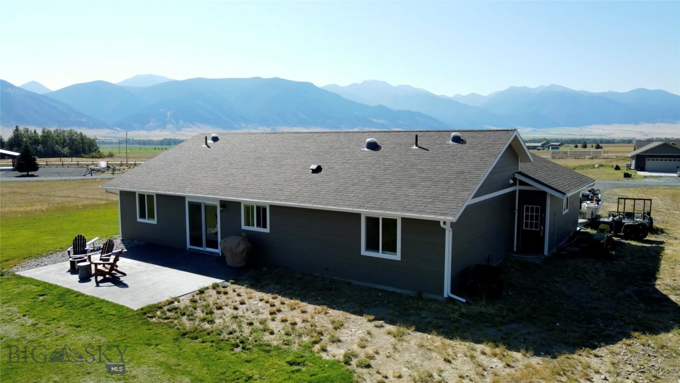 4 Fraker Property Photo 4
