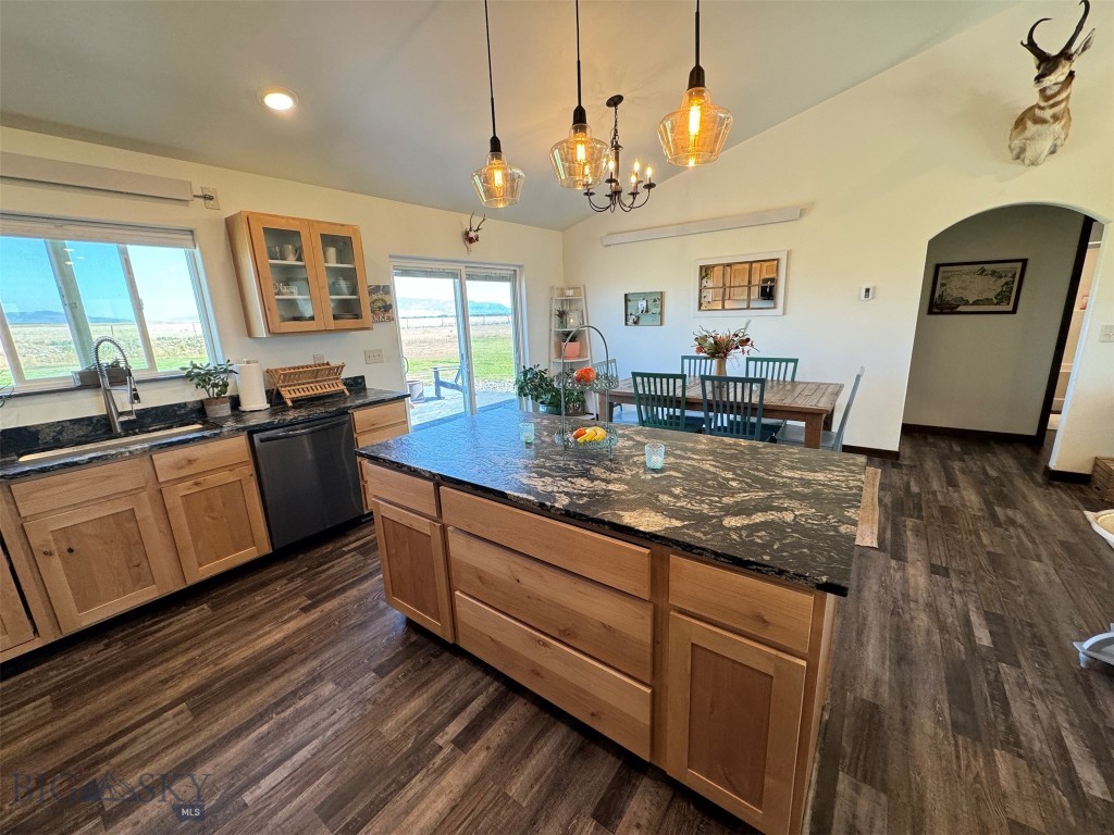 4 Fraker Property Photo 11