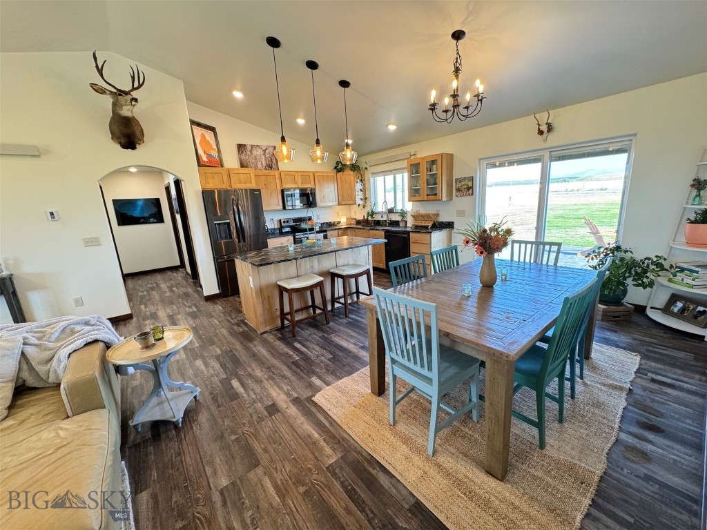 4 Fraker Property Photo 13