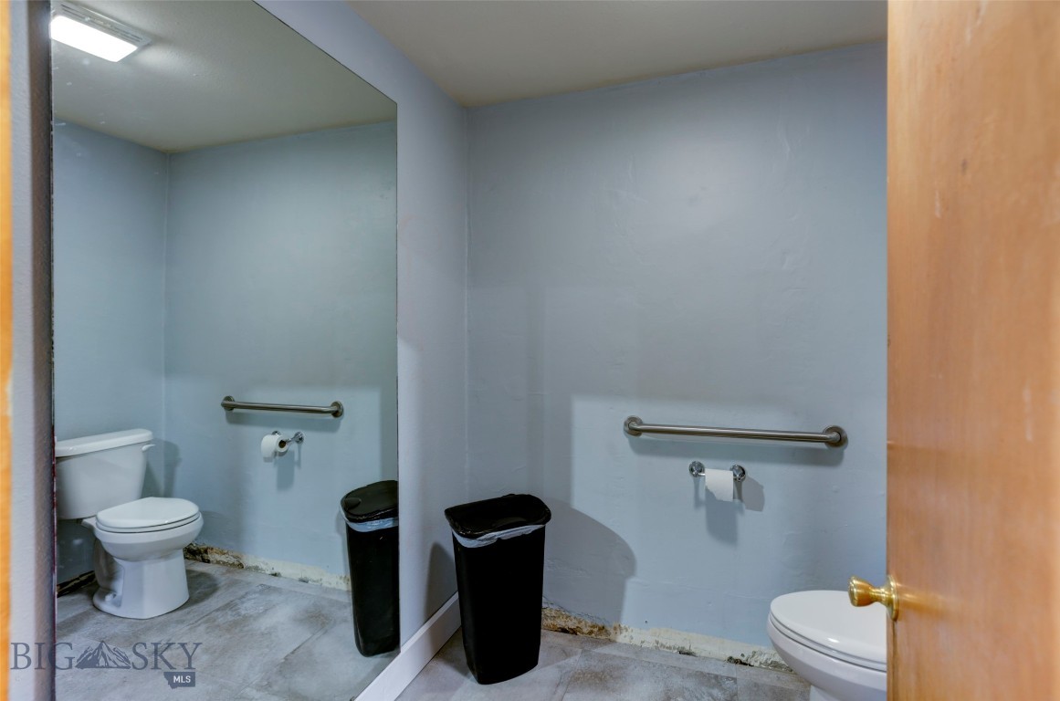 107 S Main Street Property Photo 22